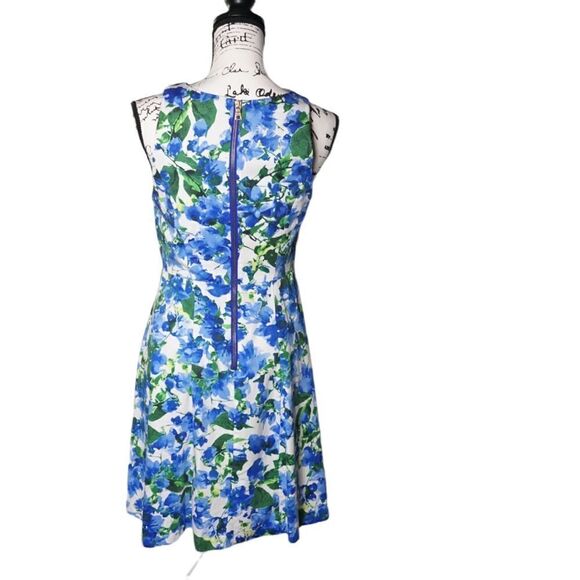 Milly Design Nation Blue and White Floral Sleeveless Fit & Flare Dress, Size 8 - Picture 6 of 10